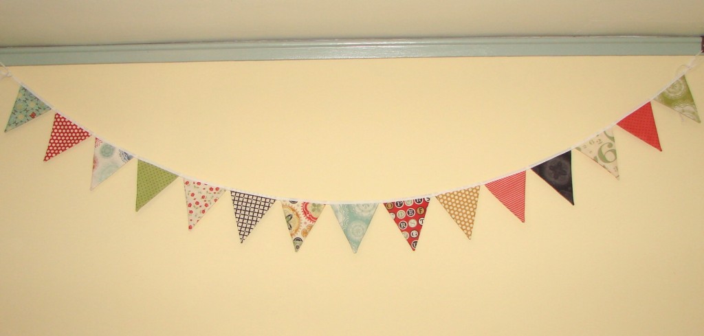 Bunting (8)