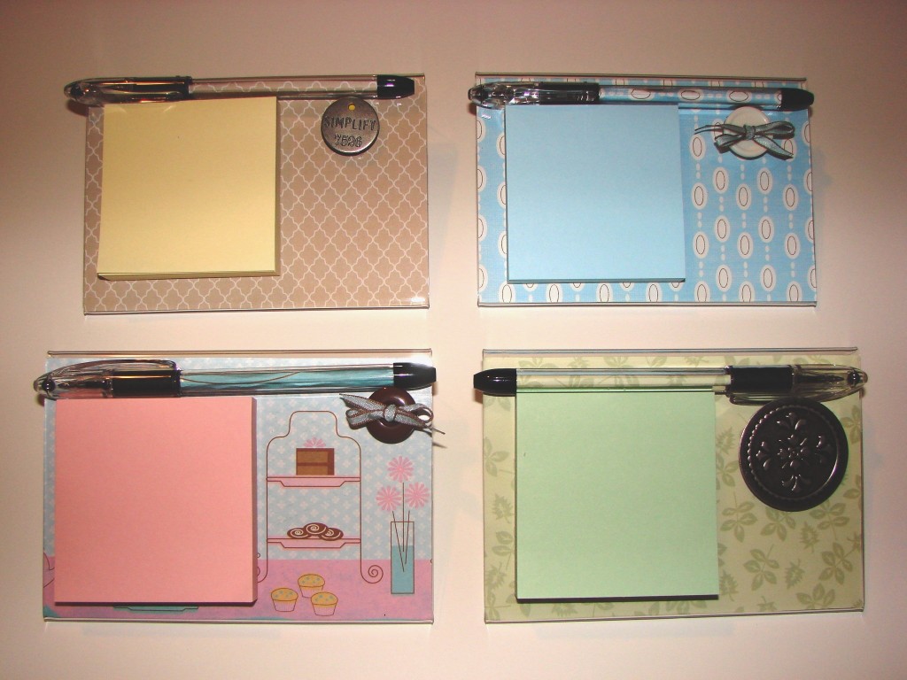 Memo Holder (70)